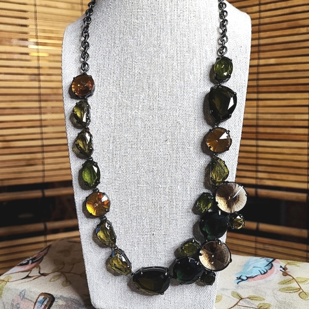 Talbots Talbot's Geometric Thick Olivine Topaz Rivoli Stones Gunmetal Necklace